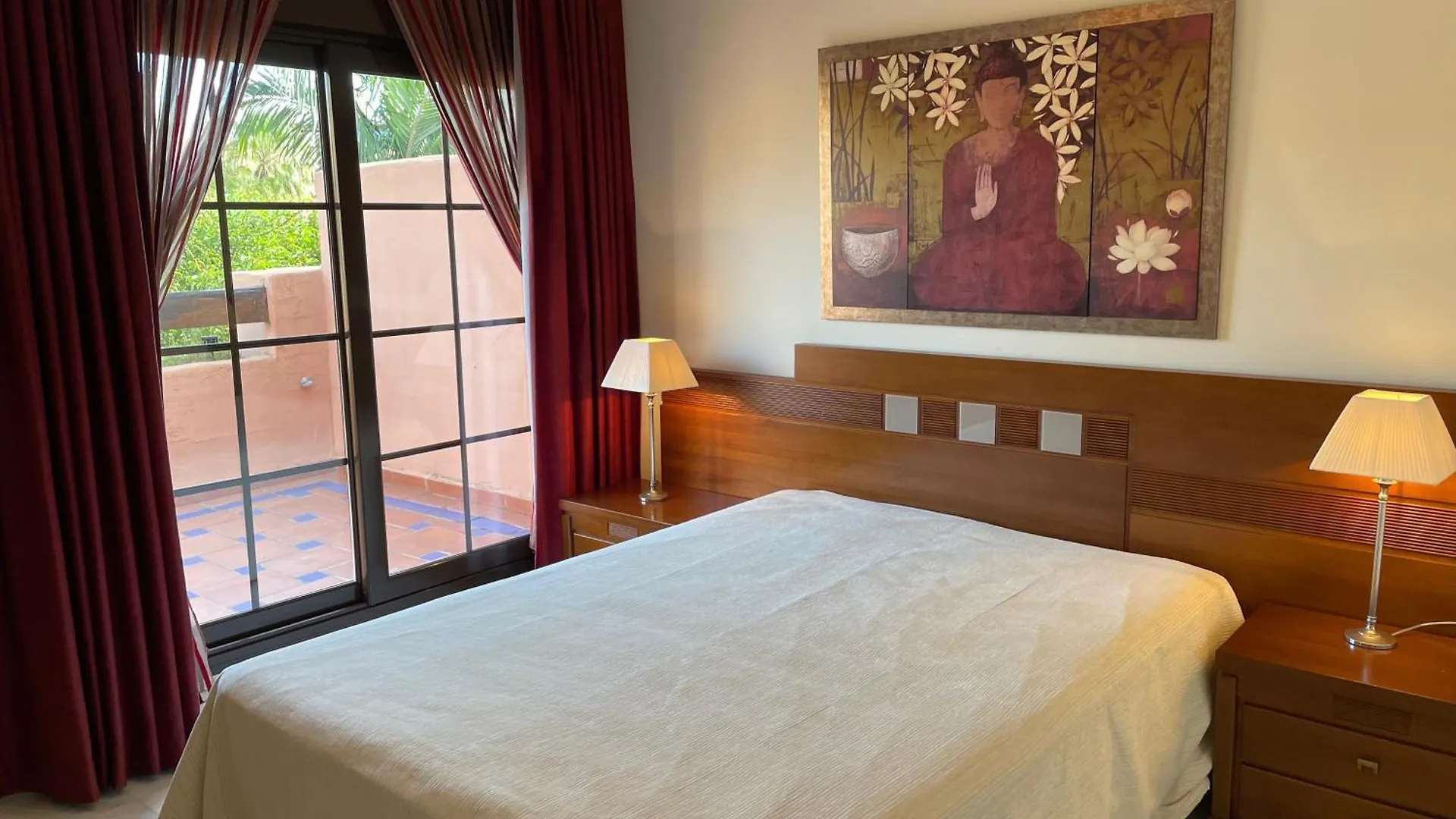 Hacienda Del Sol Apartment Estepona